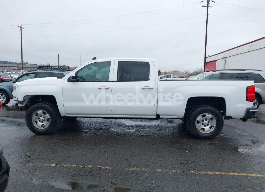 Photo 14 of 2018 Chevrolet Silverado 1500 1LZ (VIN 1GCVKSEC9JZ280352)