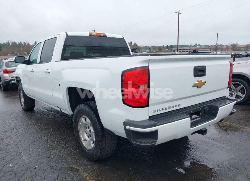 Photo 3 of 2018 Chevrolet Silverado 1500 1LZ (VIN 1GCVKSEC9JZ280352)