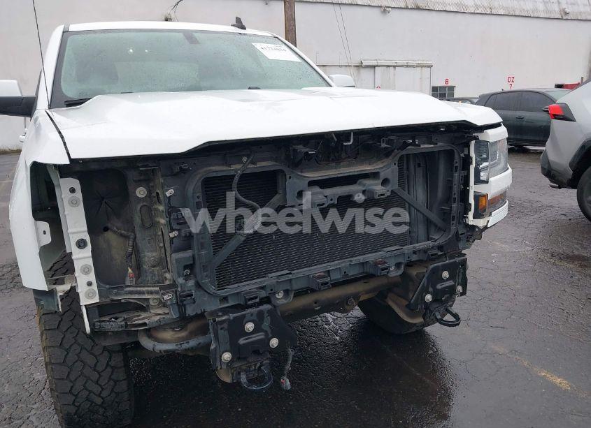 Photo 6 of 2018 Chevrolet Silverado 1500 1LZ (VIN 1GCVKSEC9JZ280352)