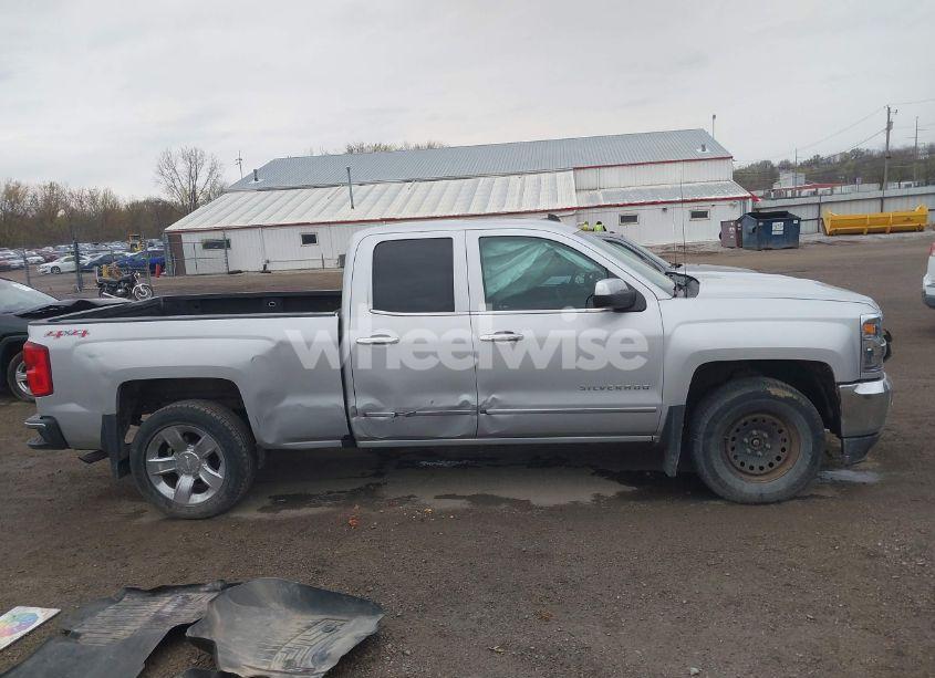Photo 14 of 2017 Chevrolet Silverado 1500 1LZ (VIN 1GCVKSECXHZ181145)