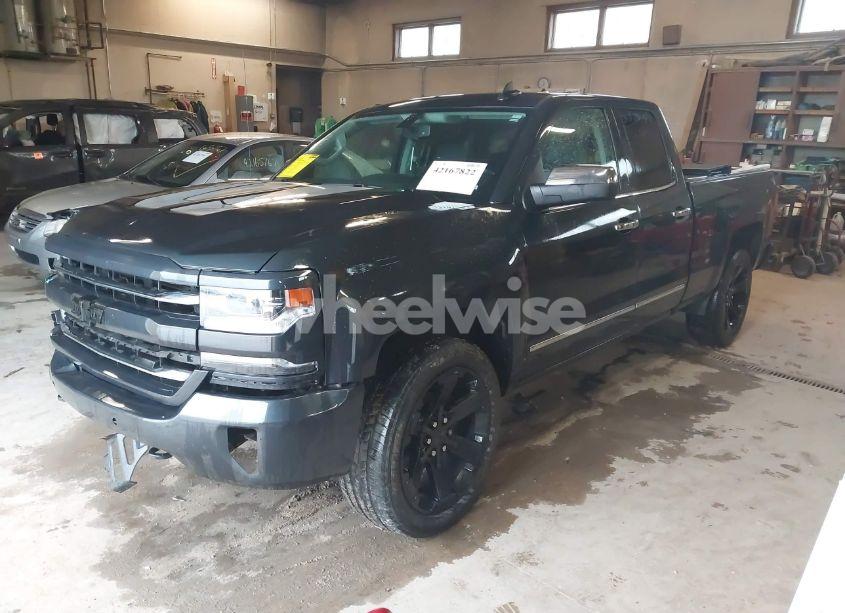 Photo 2 of 2017 Chevrolet Silverado 1500 2LZ (VIN 1GCVKSEJ5HZ328003)