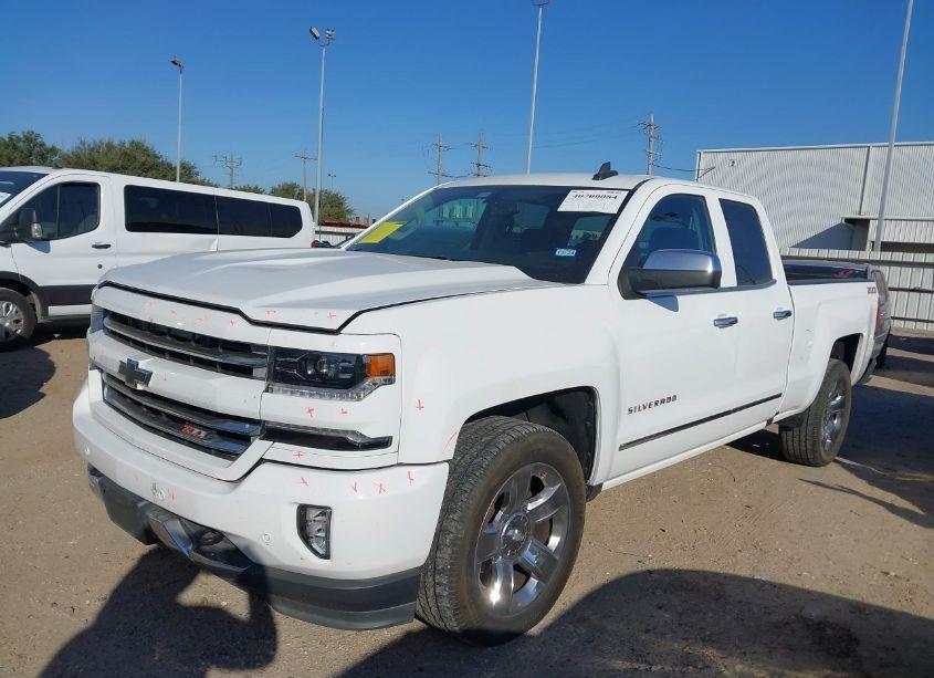 Photo 2 of 2017 Chevrolet Silverado 1500 2LZ (VIN 1GCVKSEJ9HZ101980)