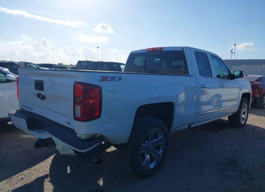 Photo 4 of 2017 Chevrolet Silverado 1500 2LZ (VIN 1GCVKSEJ9HZ101980)