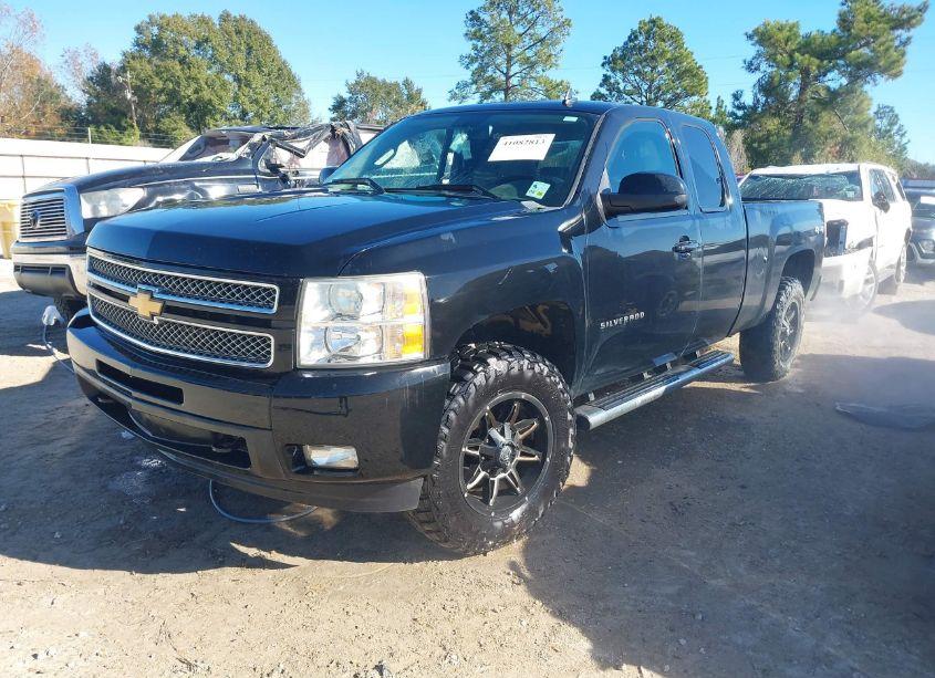 Photo 2 of 2013 Chevrolet Silverado 1500 LTZ (VIN 1GCVKTE23DZ104902)
