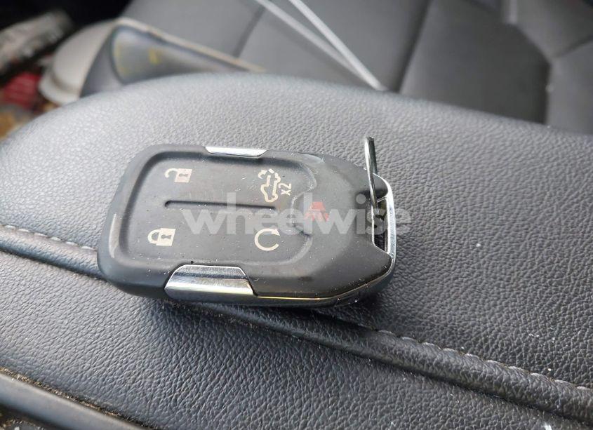 Photo 11 of 2019 Chevrolet Silverado 1500 RST (VIN 1GCVYEEDXKZ343887)