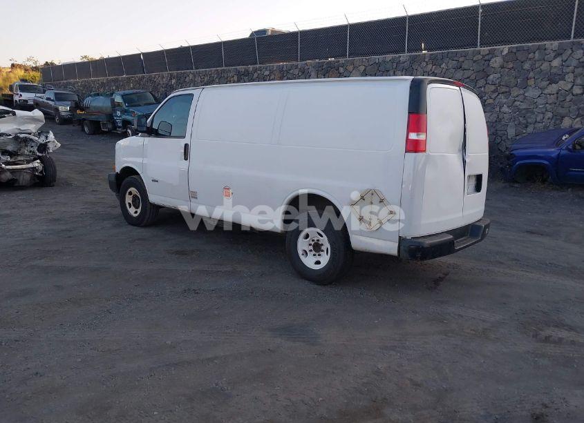 Photo 3 of 2017 Chevrolet Express 2500 WORK VAN (VIN 1GCWGAF12H1216899)