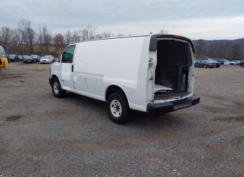 Photo 3 of 2017 Chevrolet Express 2500 WORK VAN (VIN 1GCWGAF19H1317826)
