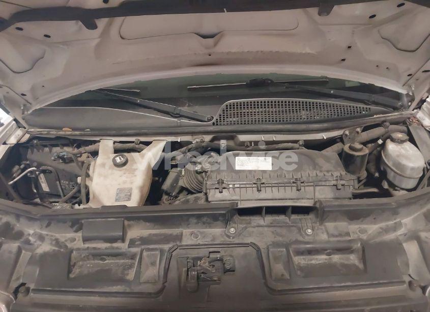 Photo 10 of 2021 Chevrolet Express CARGO RWD 2500 REGULAR WHEELBASE WT (VIN 1GCWGAF71M1161411)