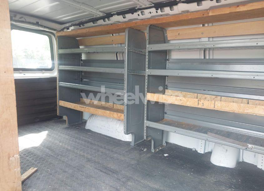 Photo 8 of 2021 Chevrolet Express CARGO RWD 2500 REGULAR WHEELBASE WT (VIN 1GCWGAF72M1208980)