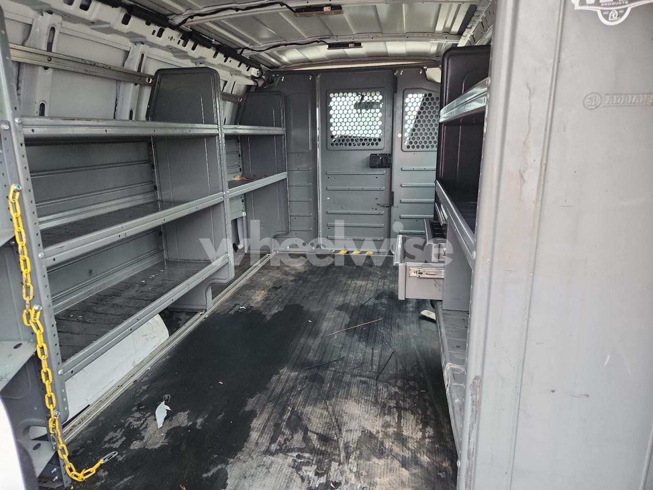 Photo 10 of 2021 CHEVROLET EXPRESS 2500 DELIVERY VAN (VIN 1GCWGAF74M1253399)