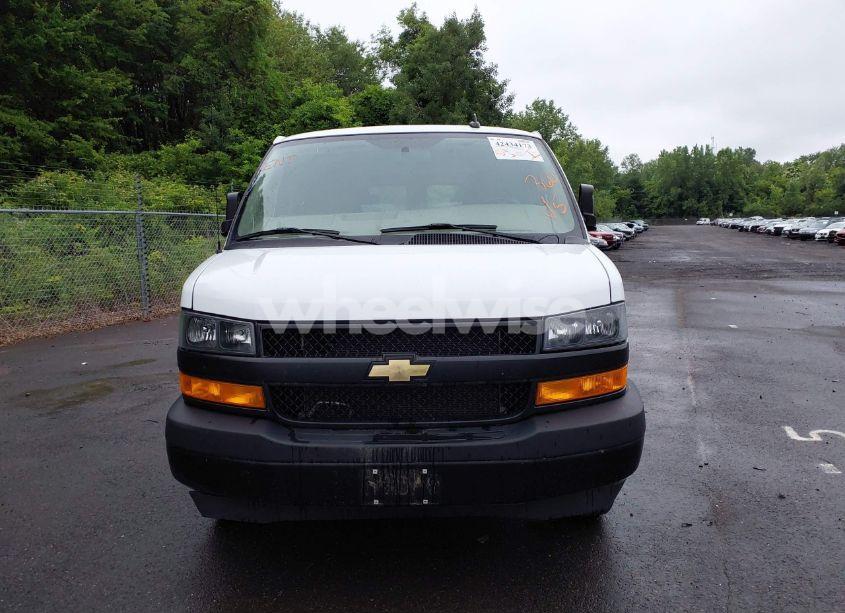 Photo 12 of 2022 Chevrolet Express CARGO RWD 2500 REGULAR WHEELBASE WT (VIN 1GCWGAF75N1274456)