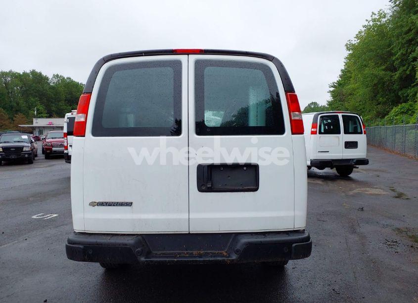 Photo 16 of 2022 Chevrolet Express CARGO RWD 2500 REGULAR WHEELBASE WT (VIN 1GCWGAF75N1274456)