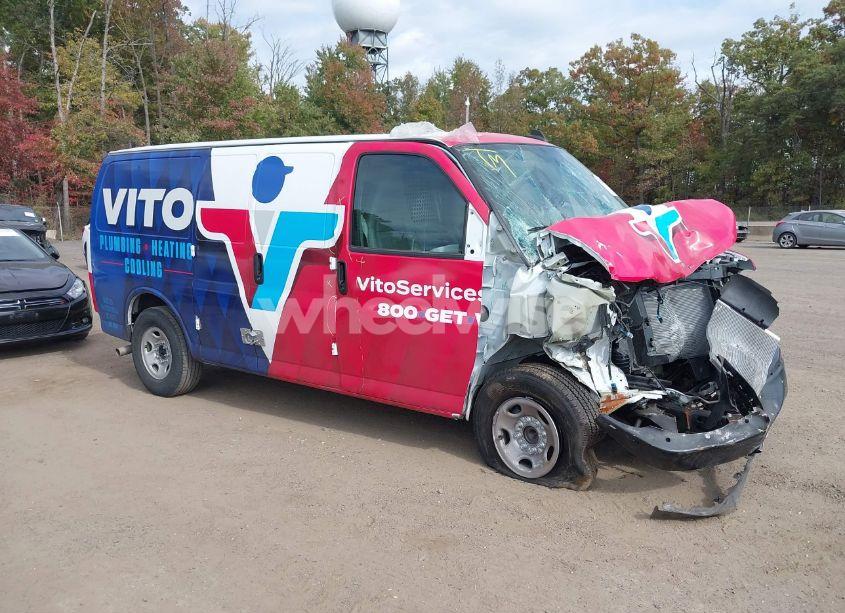 2024 Chevrolet Express CARGO RWD 2500 REGULAR WHEELBASE WT (VIN 1GCWGAF75R1189378) main photo