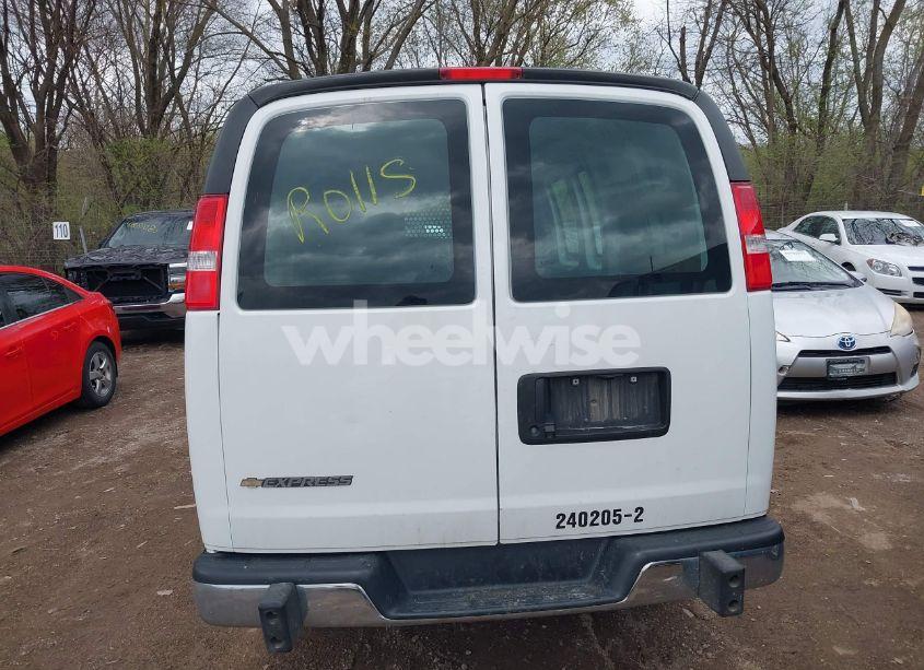 Photo 16 of 2021 Chevrolet Express CARGO RWD 2500 REGULAR WHEELBASE WT (VIN 1GCWGAF77M1204620)
