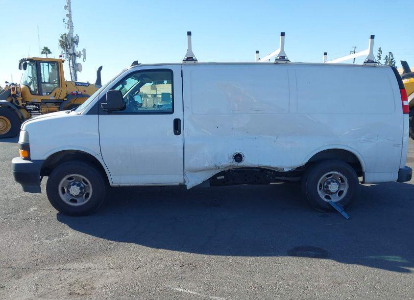 Photo 14 of 2021 Chevrolet Express CARGO RWD 2500 REGULAR WHEELBASE WT (VIN 1GCWGAF7XM1162864)
