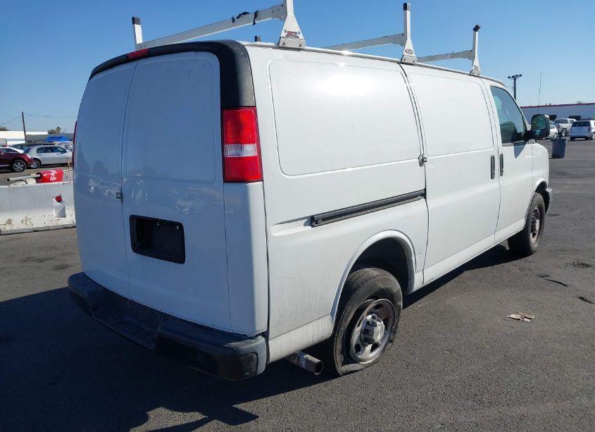 Photo 4 of 2021 Chevrolet Express CARGO RWD 2500 REGULAR WHEELBASE WT (VIN 1GCWGAF7XM1162864)