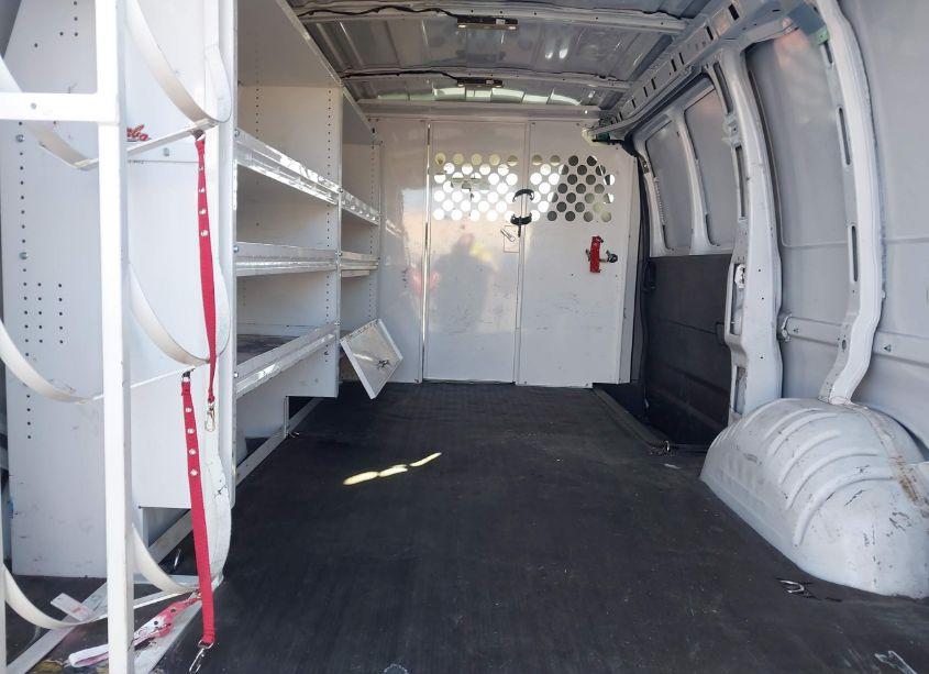 Photo 8 of 2021 Chevrolet Express CARGO RWD 2500 REGULAR WHEELBASE WT (VIN 1GCWGAF7XM1162864)