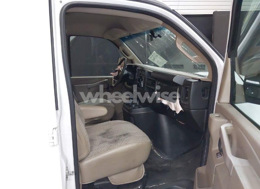 Photo 5 of 2017 Chevrolet Express 2500 WORK VAN (VIN 1GCWGAFF0H1175474)