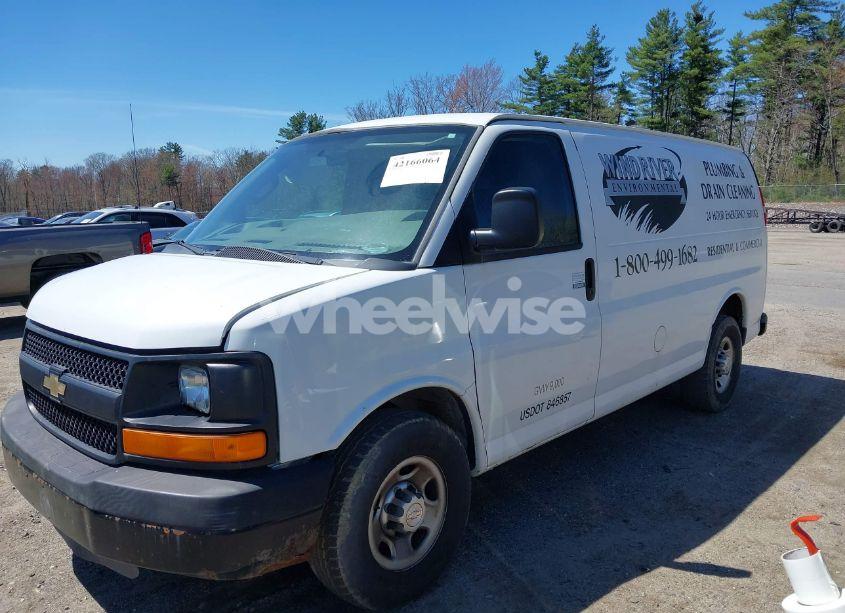 Photo 2 of 2016 Chevrolet Express 2500 WORK VAN (VIN 1GCWGAFF1G1126072)