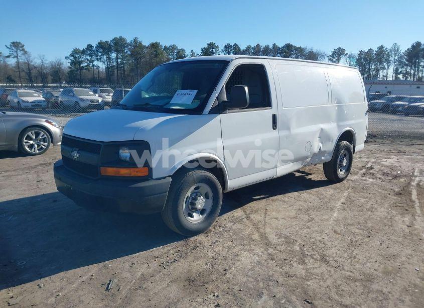 Photo 2 of 2016 Chevrolet Express 2500 WORK VAN (VIN 1GCWGAFF1G1286937)