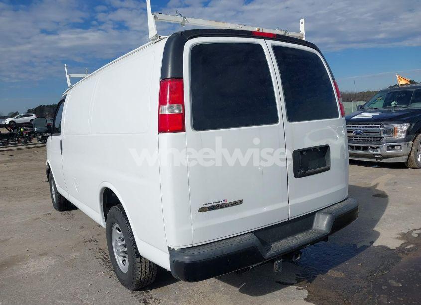 Photo 3 of 2017 Chevrolet Express 2500 WORK VAN (VIN 1GCWGAFF1H1114005)