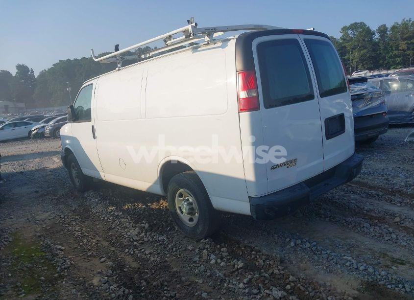 Photo 3 of 2016 Chevrolet Express 2500 WORK VAN (VIN 1GCWGAFF2G1162983)