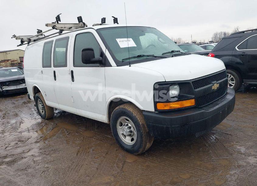 2016 Chevrolet Express 2500 WORK VAN (VIN 1GCWGAFF2G1188886) main photo