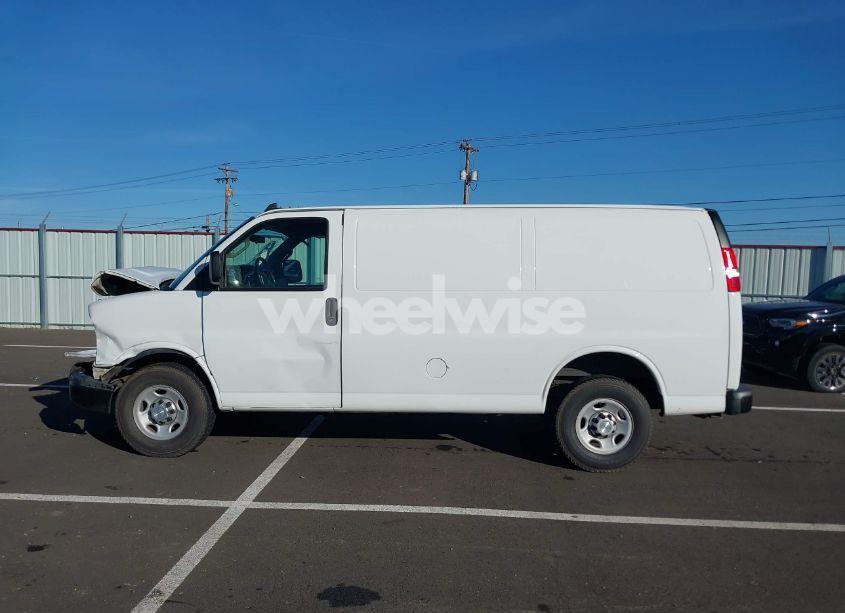 Photo 15 of 2017 Chevrolet Express 2500 WORK VAN (VIN 1GCWGAFF2H1157705)