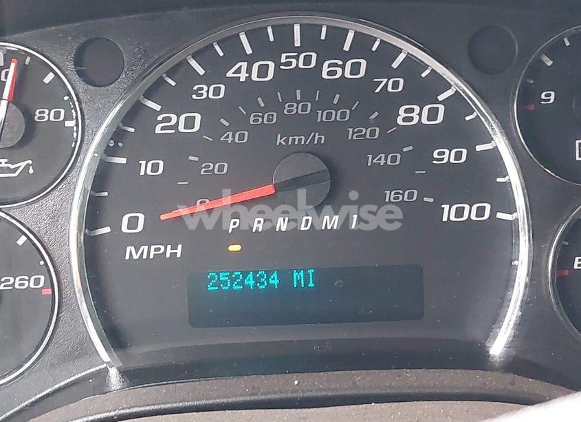 Photo 16 of 2017 Chevrolet Express 2500 WORK VAN (VIN 1GCWGAFF2H1157705)