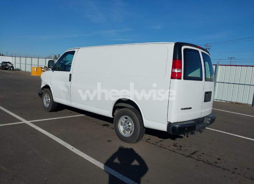 Photo 3 of 2017 Chevrolet Express 2500 WORK VAN (VIN 1GCWGAFF2H1157705)
