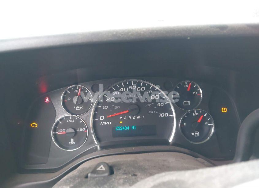 Photo 7 of 2017 Chevrolet Express 2500 WORK VAN (VIN 1GCWGAFF2H1157705)