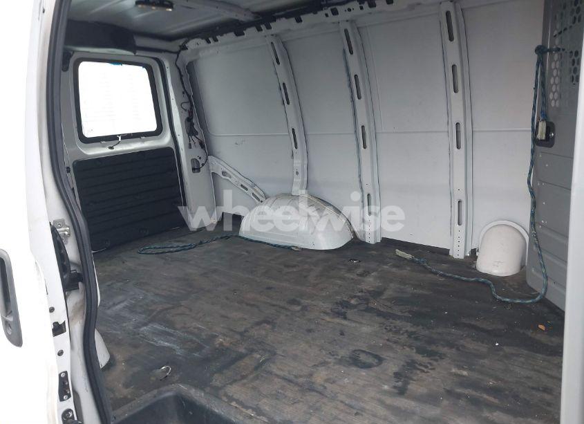 Photo 8 of 2017 Chevrolet Express 2500 WORK VAN (VIN 1GCWGAFF2H1157705)