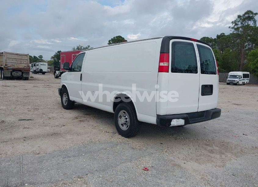 Photo 3 of 2017 Chevrolet Express 2500 WORK VAN (VIN 1GCWGAFF2H1176724)