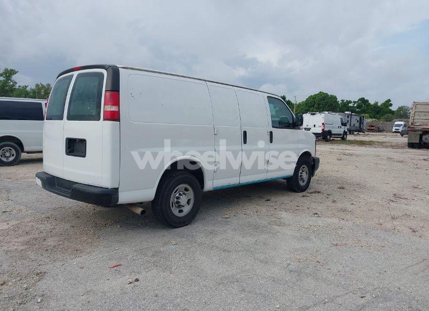 Photo 4 of 2017 Chevrolet Express 2500 WORK VAN (VIN 1GCWGAFF2H1176724)