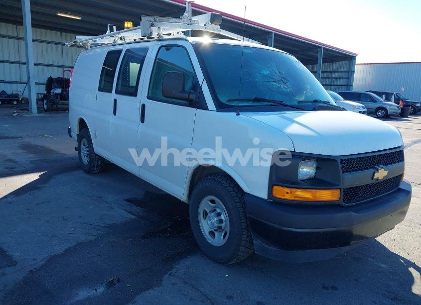 2017 Chevrolet Express 2500 WORK VAN (VIN 1GCWGAFF2H1266889) main photo
