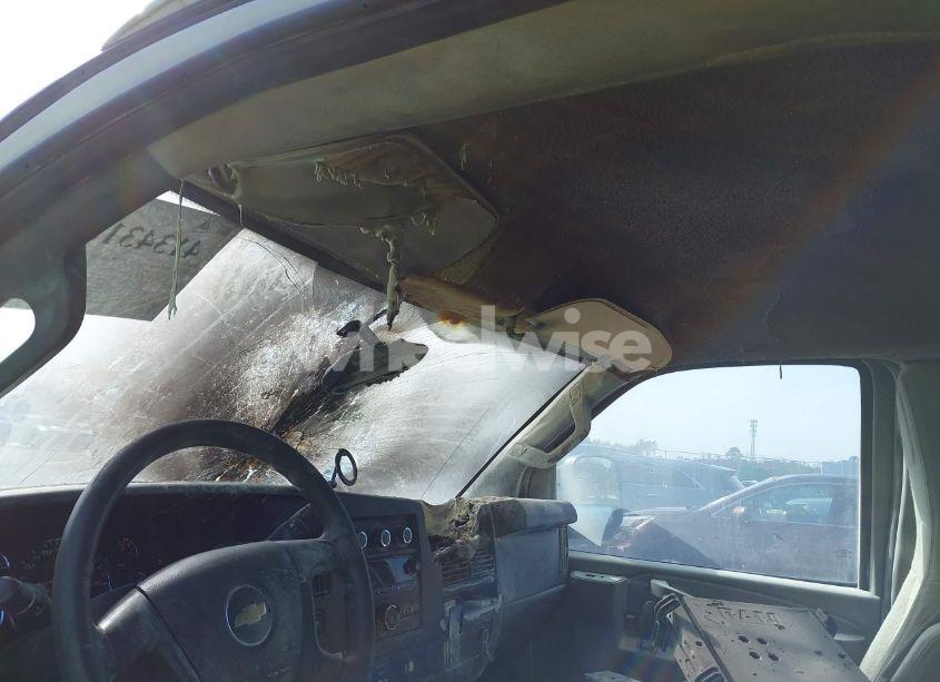 Photo 12 of 2017 Chevrolet Express 2500 WORK VAN (VIN 1GCWGAFF2H1266889)