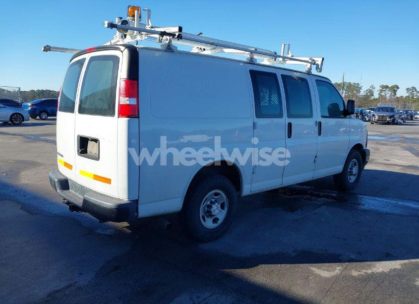 Photo 4 of 2017 Chevrolet Express 2500 WORK VAN (VIN 1GCWGAFF2H1266889)