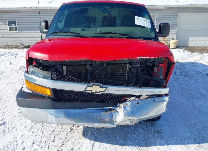 Photo 6 of 2017 Chevrolet Express 2500 WORK VAN (VIN 1GCWGAFF3H1103538)