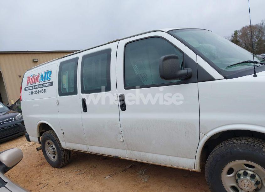 Photo 13 of 2017 Chevrolet Express 2500 WORK VAN (VIN 1GCWGAFF3H1347934)