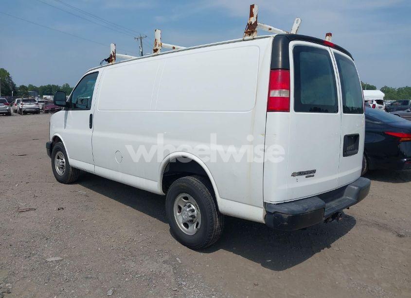 Photo 3 of 2016 Chevrolet Express 2500 WORK VAN (VIN 1GCWGAFF4G1273888)