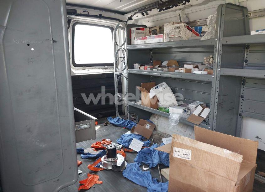 Photo 8 of 2016 Chevrolet Express 2500 WORK VAN (VIN 1GCWGAFF4G1273888)