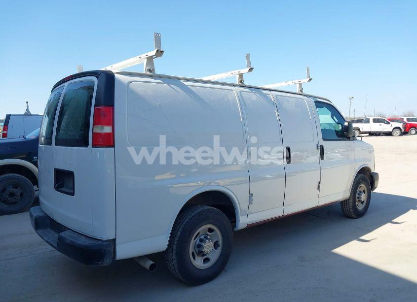 Photo 4 of 2016 Chevrolet Express 2500 WORK VAN (VIN 1GCWGAFF4G1323933)