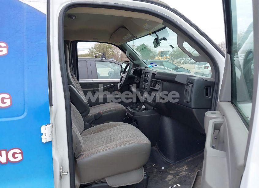Photo 5 of 2016 Chevrolet Express 2500 WORK VAN (VIN 1GCWGAFF4G1323933)