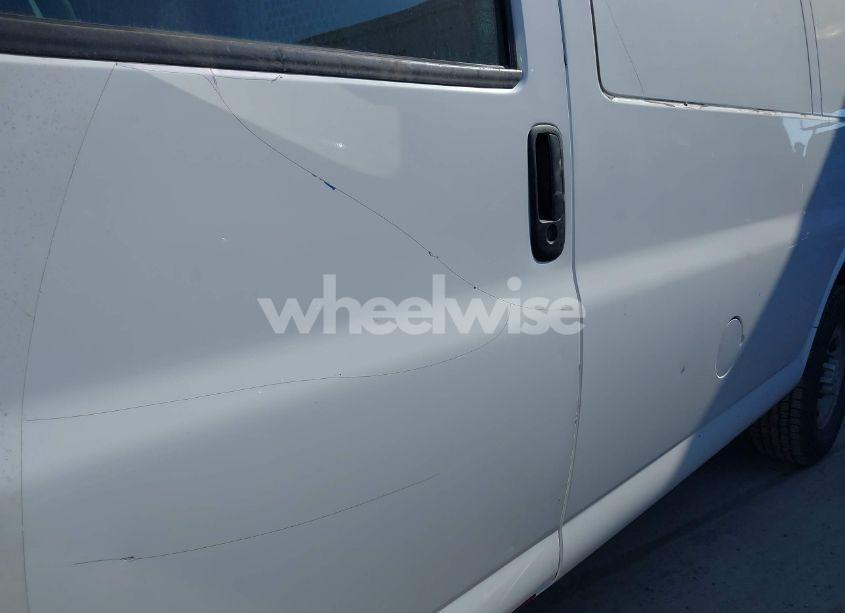 Photo 6 of 2016 Chevrolet Express 2500 WORK VAN (VIN 1GCWGAFF4G1323933)