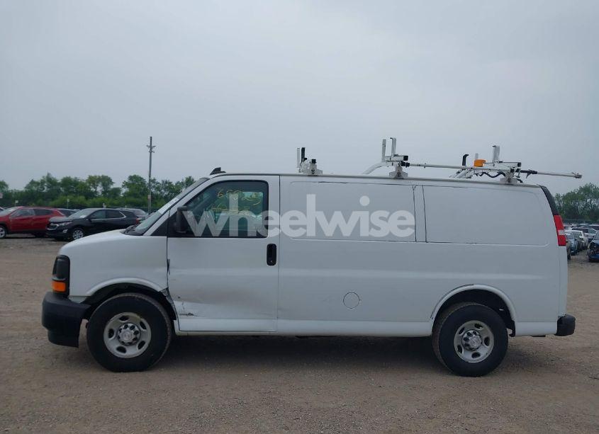 Photo 14 of 2017 Chevrolet Express 2500 WORK VAN (VIN 1GCWGAFF4H1241069)