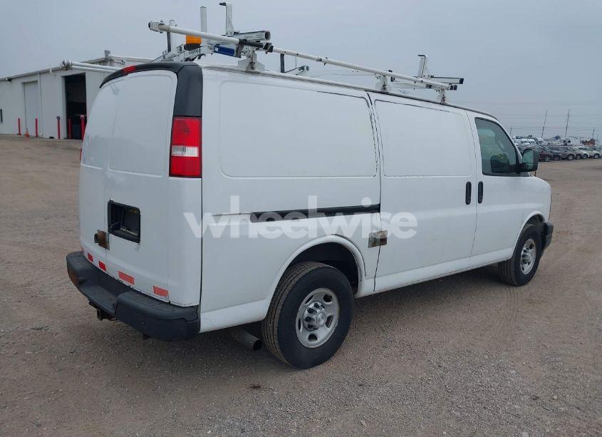 Photo 4 of 2017 Chevrolet Express 2500 WORK VAN (VIN 1GCWGAFF4H1241069)