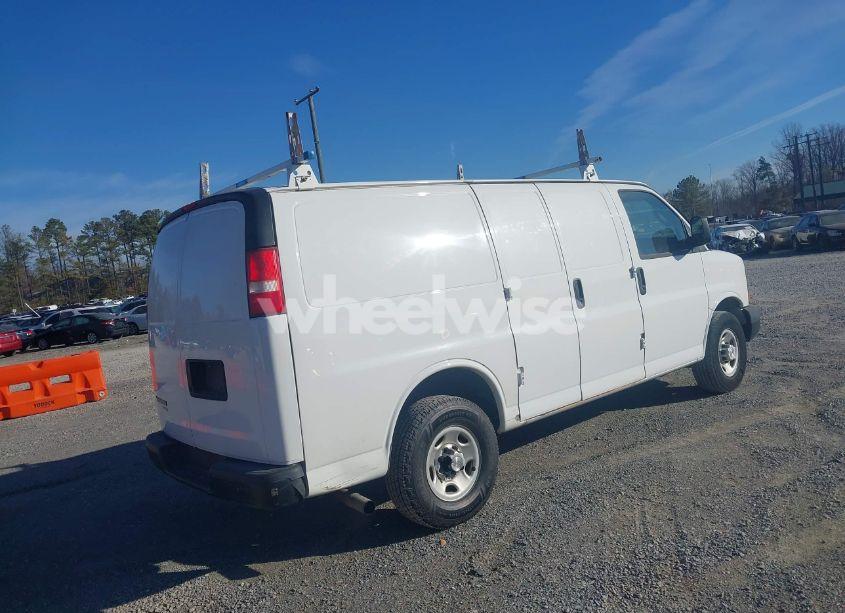 Photo 4 of 2016 Chevrolet Express 2500 WORK VAN (VIN 1GCWGAFF5G1141545)