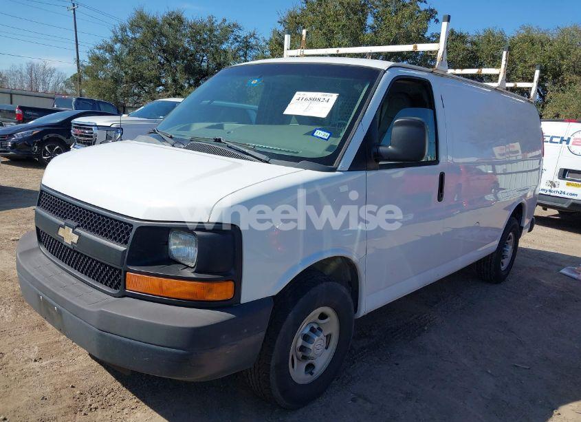 Photo 2 of 2016 Chevrolet Express 2500 WORK VAN (VIN 1GCWGAFF5G1141562)
