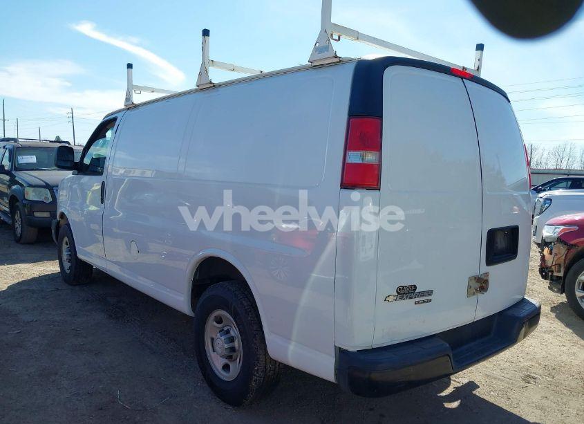 Photo 3 of 2016 Chevrolet Express 2500 WORK VAN (VIN 1GCWGAFF5G1141562)