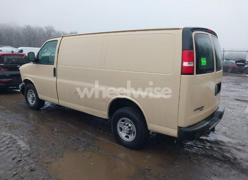 Photo 3 of 2016 Chevrolet Express 2500 WORK VAN (VIN 1GCWGAFF5G1266187)
